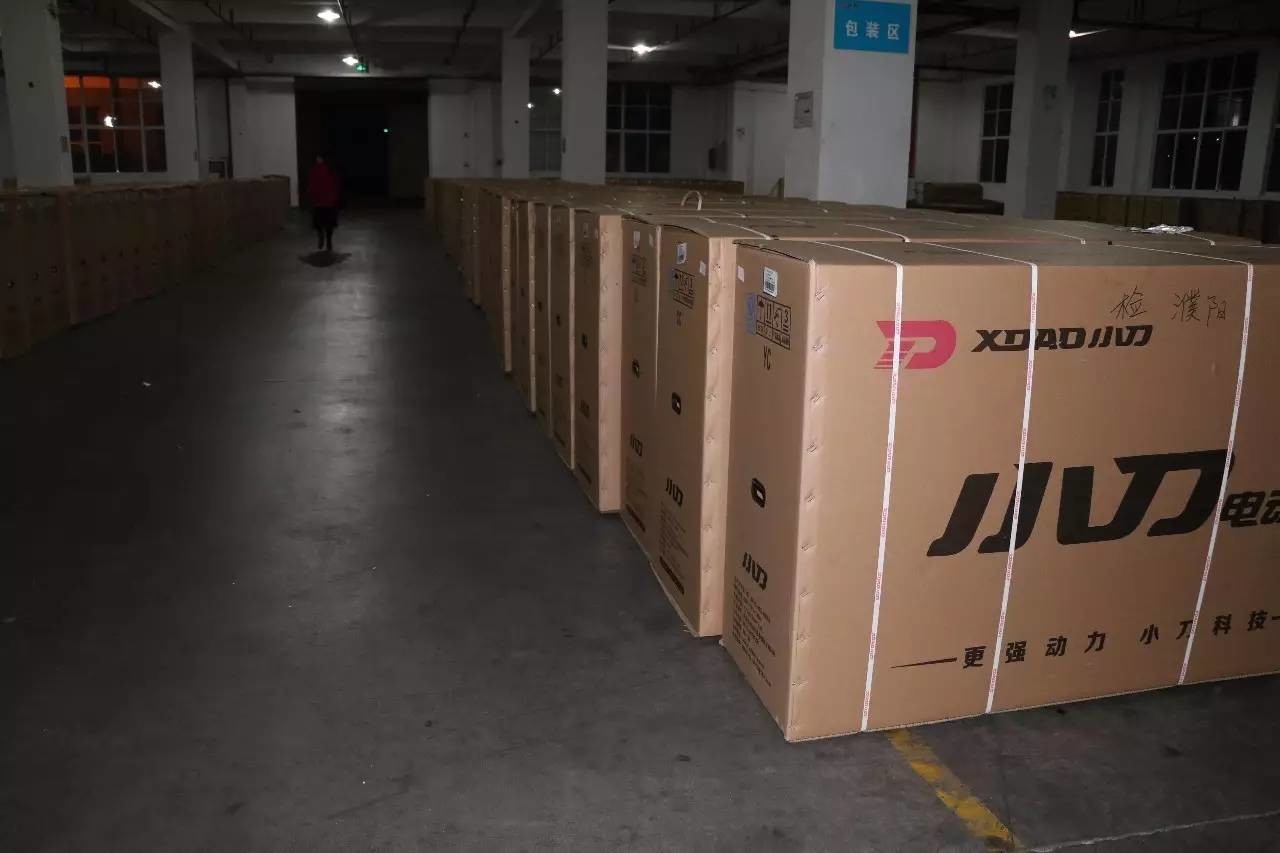 專業(yè)生產(chǎn)PVC護套、銅排、鋁排、新能源電池銅/鋁軟連接-人禾電子